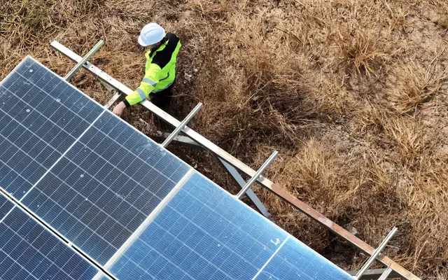 Diseñar concesiones de electricidad rural viables en Níger