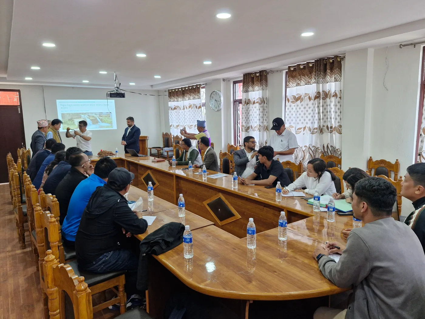 Reunión de lanzamiento en el municipio