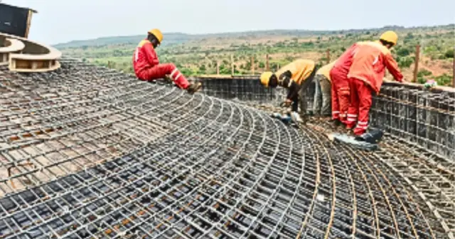 Garantizar un suministro estable de agua en el Burkina Faso rural