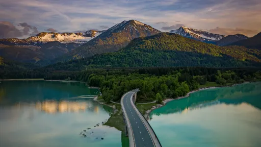gettyimage bridge over water