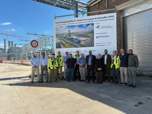 Group photograph from DLR Facility visit